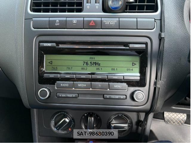 VolksWagen POLO 2009-11 8133011-4