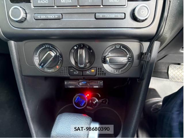 VolksWagen POLO 2009-11 8133011-5