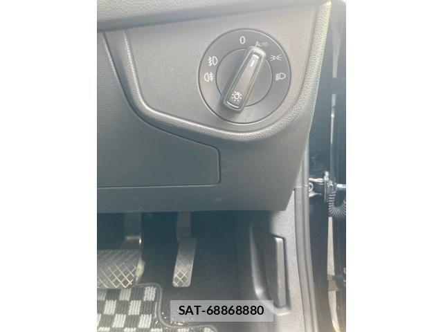 VolksWagen POLO 2018-07 8133008-18