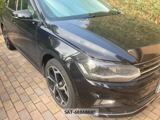 VolksWagen POLO 2018-07 8133008-3
