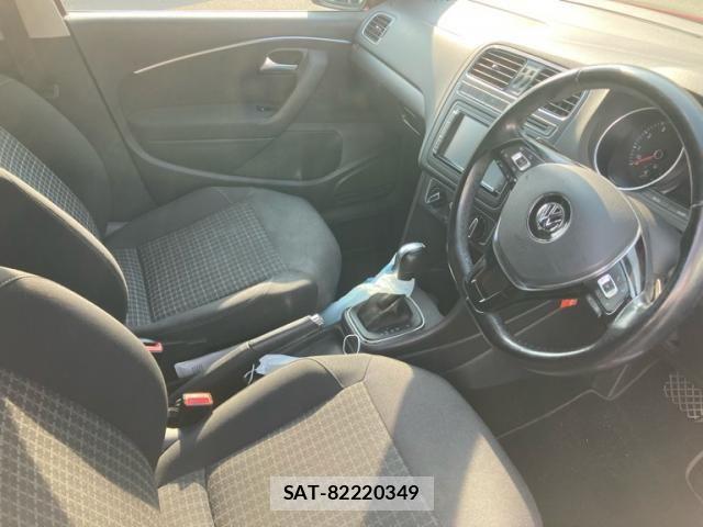 VolksWagen POLO 2014-09 8133013-16