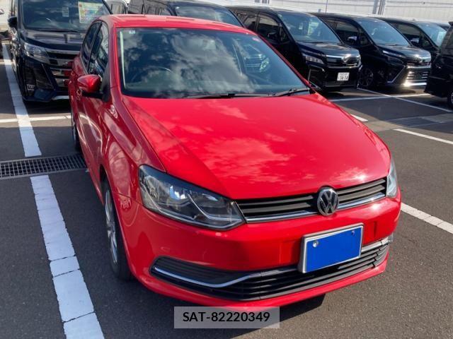 VolksWagen POLO 2014-09 8133013-1