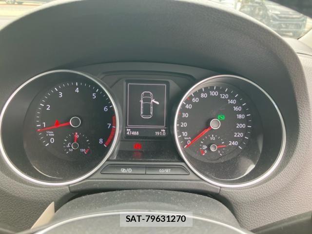 VolksWagen POLO 2015-09 8133009-12