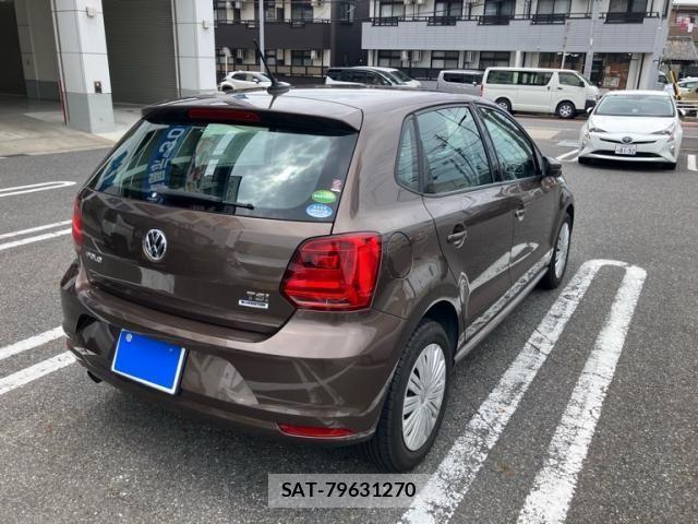 VolksWagen POLO 2015-09 8133009-1