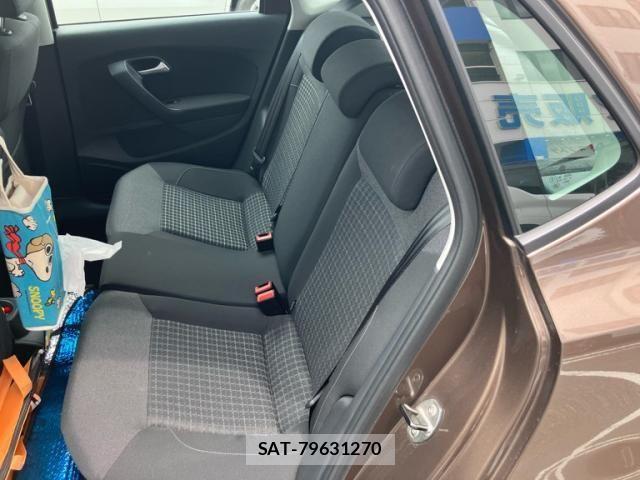 VolksWagen POLO 2015-09 8133009-7