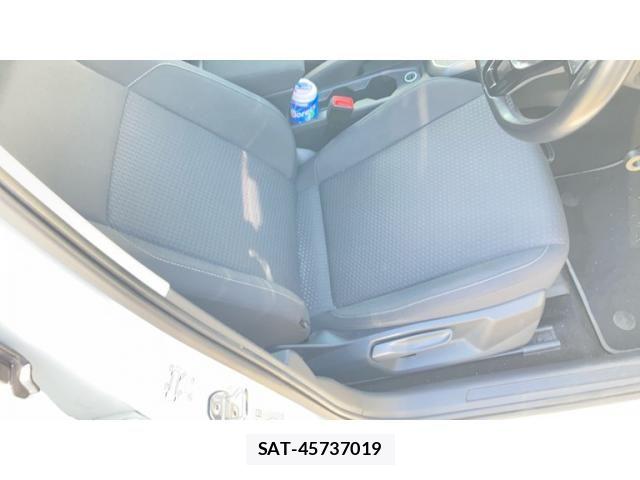 VolksWagen POLO 2019-11 8133010-11
