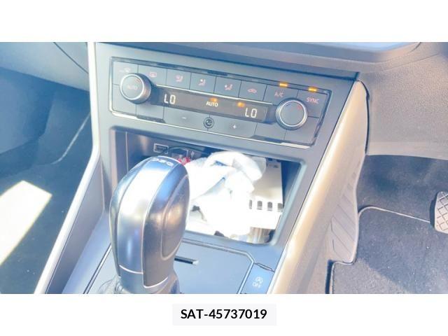 VolksWagen POLO 2019-11 8133010-19