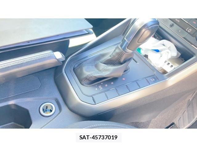 VolksWagen POLO 2019-11 8133010-20