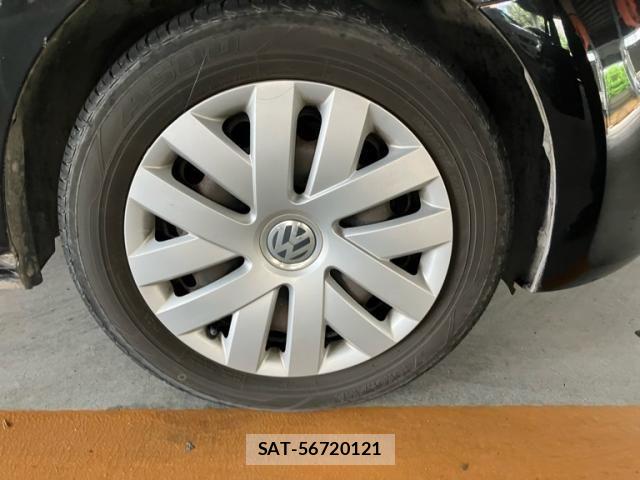 VolksWagen POLO 2011-08 8159527-5