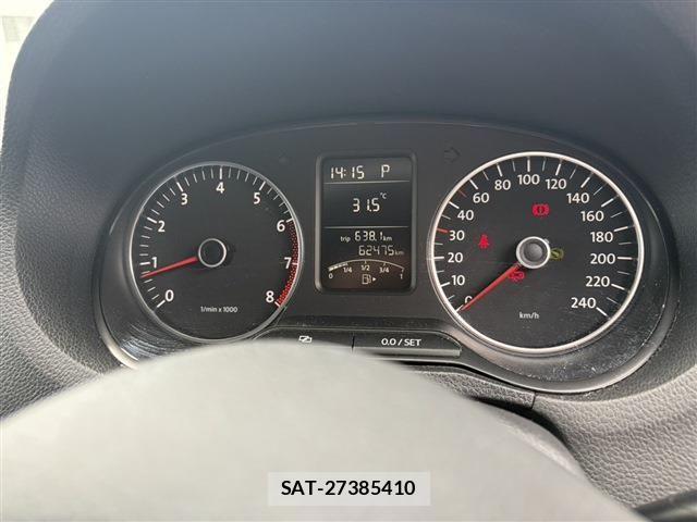VolksWagen POLO 2011-05 8211026-13
