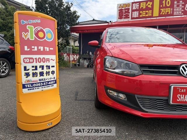 VolksWagen POLO 2011-05 8211026-2