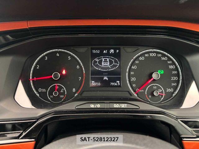VolksWagen POLO 2020-02 8211024-11