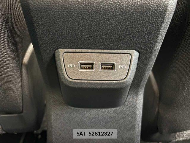 VolksWagen POLO 2020-02 8211024-25