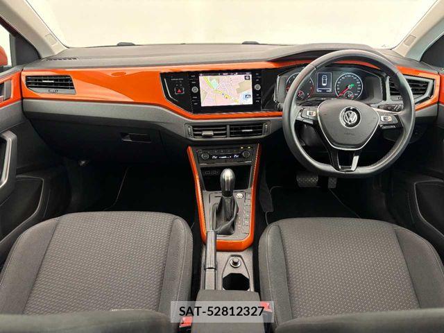VolksWagen POLO 2020-02 8211024-4