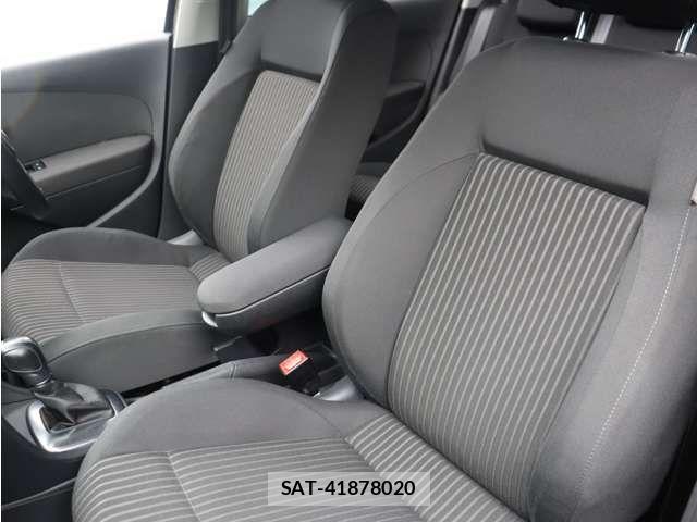 VolksWagen POLO 2011-12 8211025-15