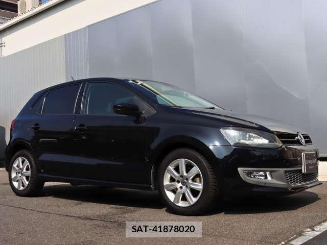 VolksWagen POLO 2011-12 8211025-7
