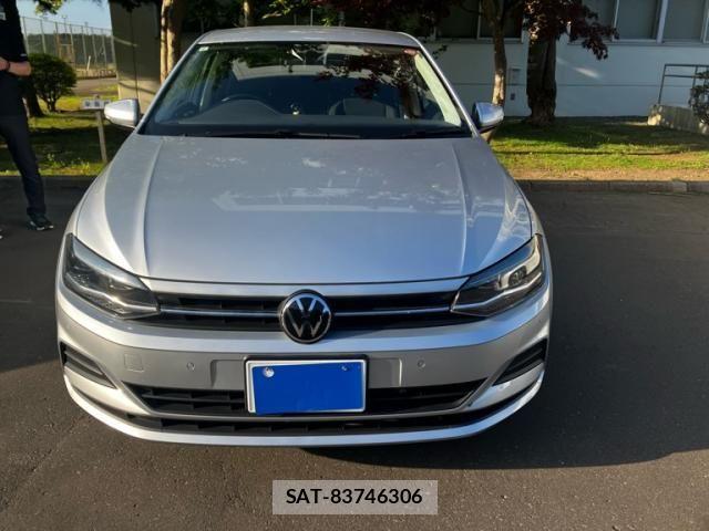 VolksWagen POLO 2021-09 8232415-1