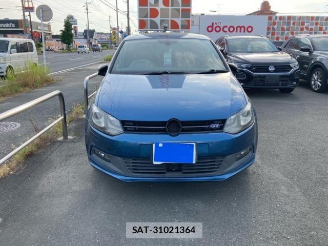 VolksWagen POLO 2015-09 8232416-0