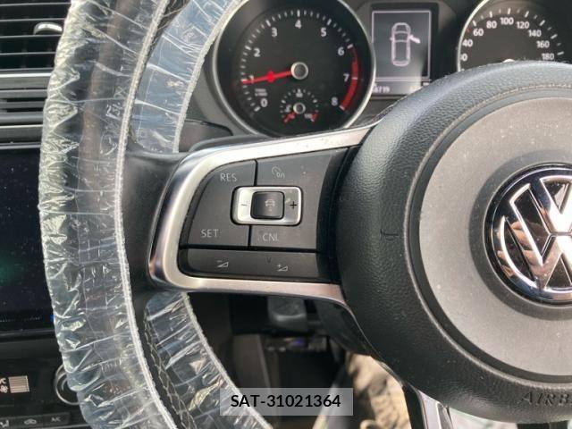 VolksWagen POLO 2015-09 8232416-16