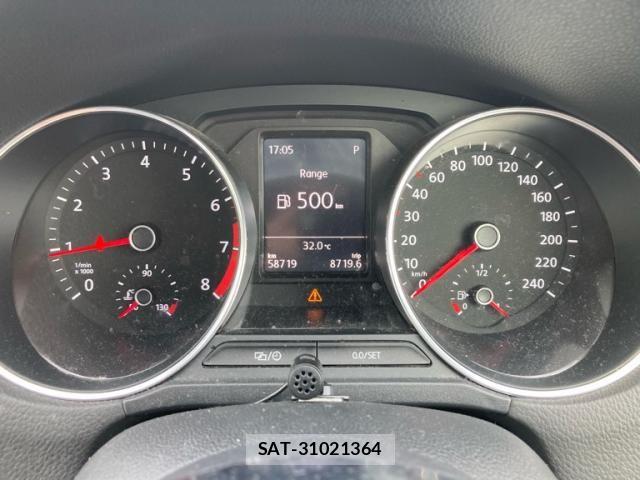 VolksWagen POLO 2015-09 8232416-19