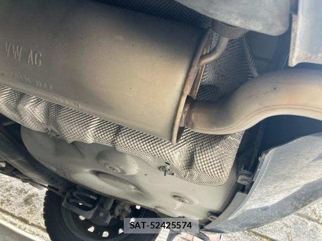 VolksWagen POLO 2010-05 8232417-9
