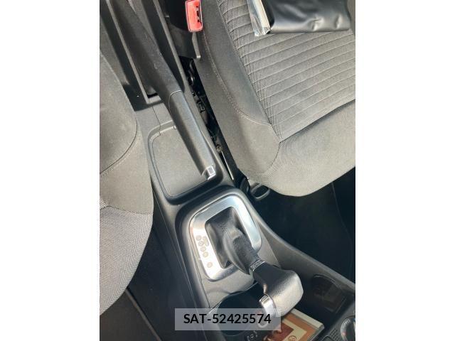 VolksWagen POLO 2010-05 8232417-17