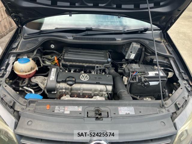 VolksWagen POLO 2010-05 8232417-20