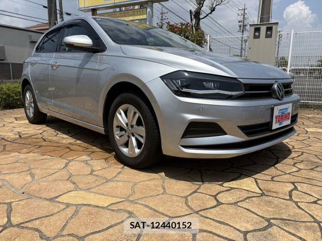 VolksWagen POLO 2020-02 8232414-0