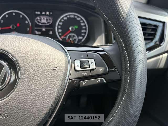 VolksWagen POLO 2020-02 8232414-14