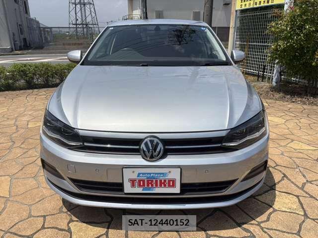 VolksWagen POLO 2020-02 8232414-1