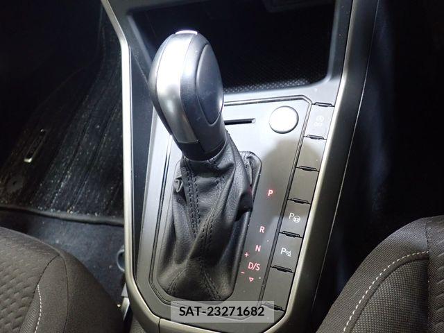 VolksWagen POLO 2021-06 8247163-14