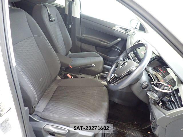 VolksWagen POLO 2021-06 8247163-22