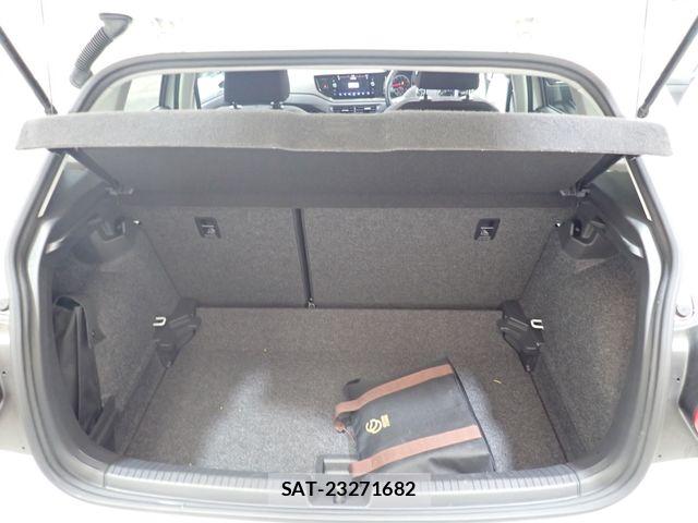 VolksWagen POLO 2021-06 8247163-24