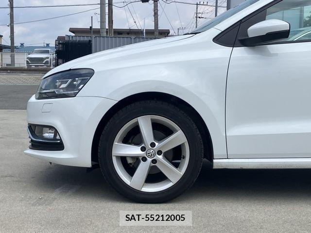 VolksWagen POLO 2018-02 8247164-5