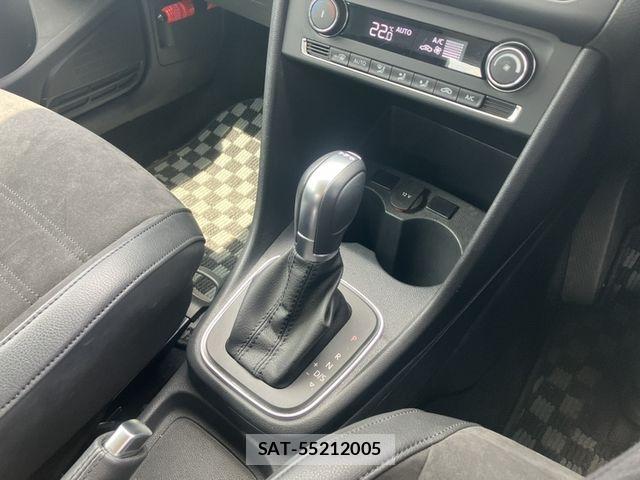 VolksWagen POLO 2018-02 8247164-8