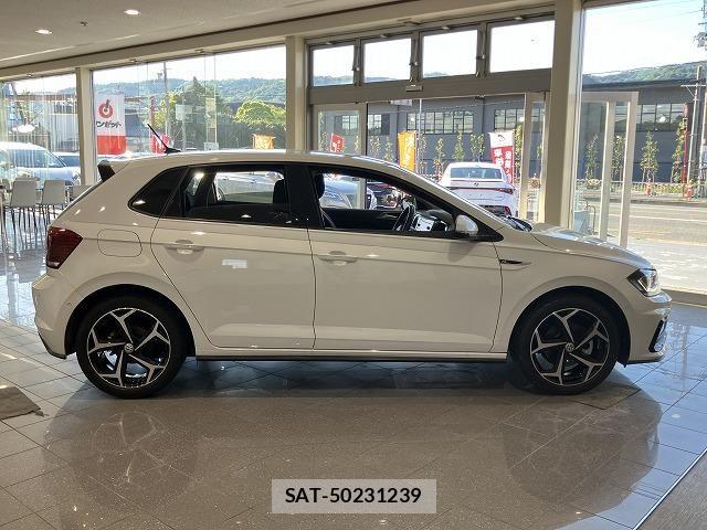 VolksWagen POLO 2020-05 8247162-13