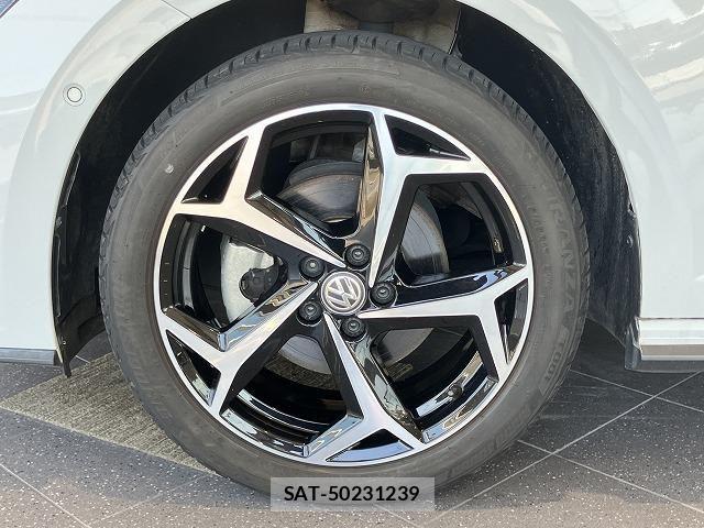 VolksWagen POLO 2020-05 8247162-19