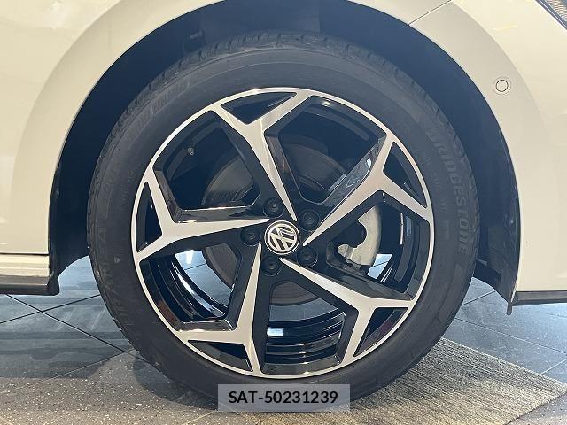 VolksWagen POLO 2020-05 8247162-21