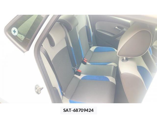 VolksWagen POLO 2014-01 8247165-19