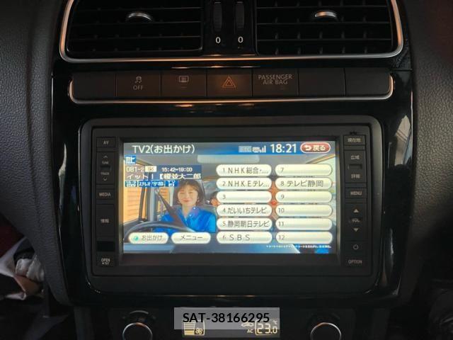 VolksWagen POLO 2012-09 8318107-12