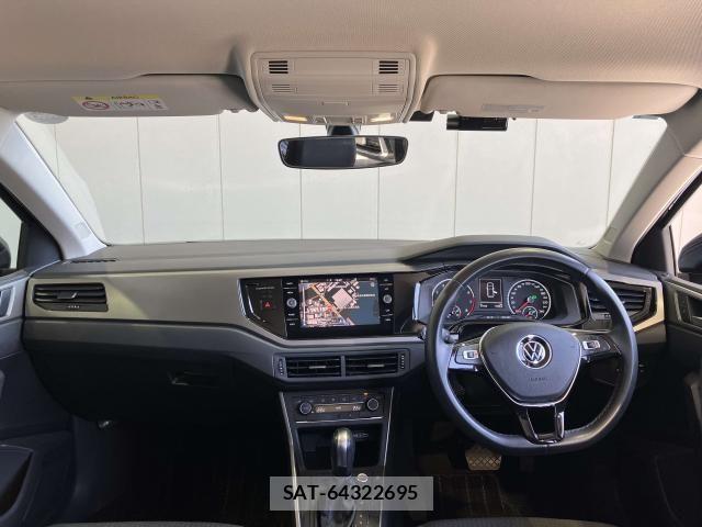 VolksWagen POLO 2022-01 8318100-1