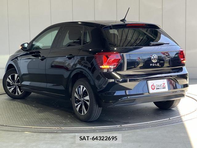 VolksWagen POLO 2022-01 8318100-28