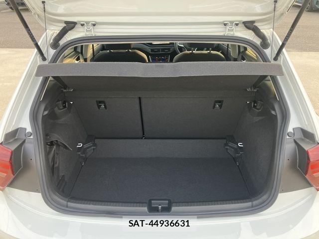 VolksWagen POLO 2025-04 8318096-12
