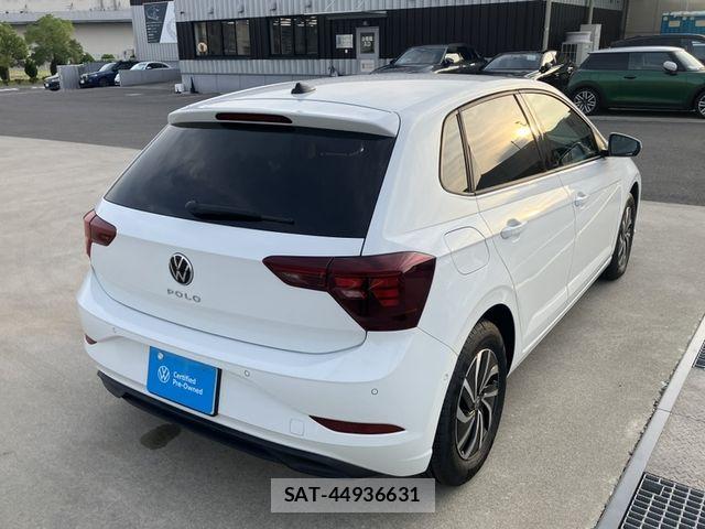 VolksWagen POLO 2025-04 8318096-2