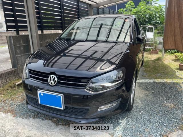 VolksWagen POLO 2014-03 8318105-0