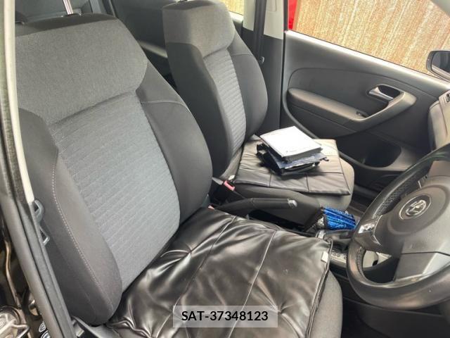 VolksWagen POLO 2014-03 8318105-10