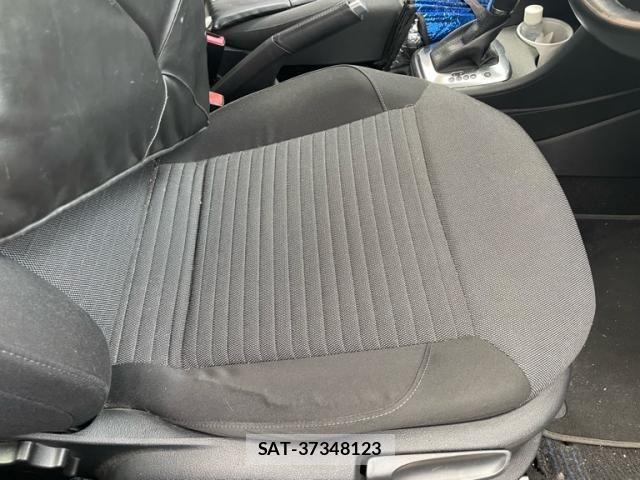 VolksWagen POLO 2014-03 8318105-11