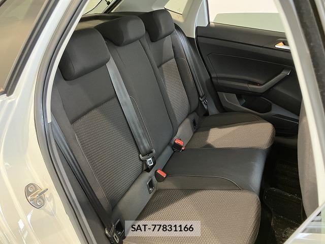 VolksWagen POLO 2021-07 8318098-13