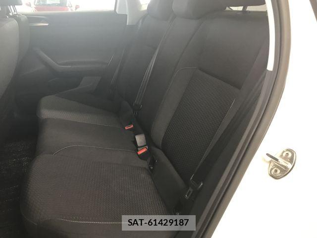VolksWagen POLO 2020-08 8318103-16