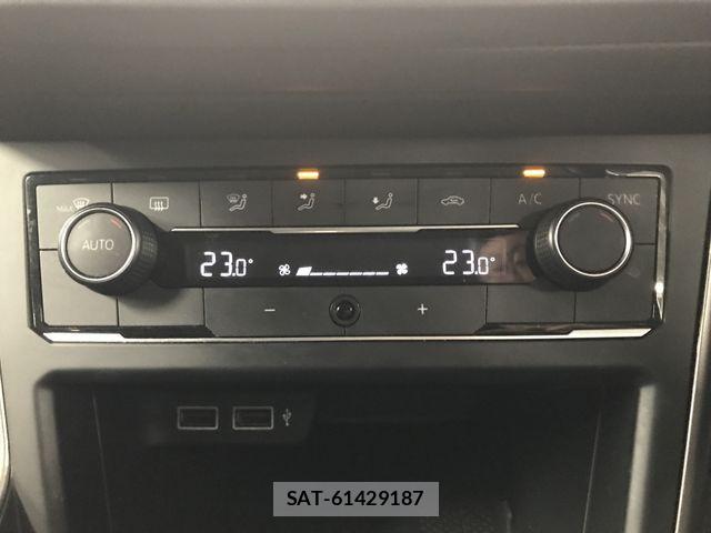 VolksWagen POLO 2020-08 8318103-23